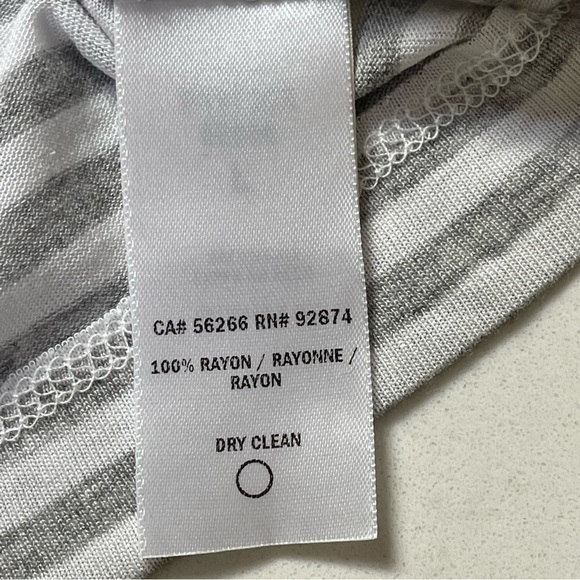 NWT SPLENDID Set bundle of two women t-shirts crop and Alternative Sz L - Picture 14 of 14